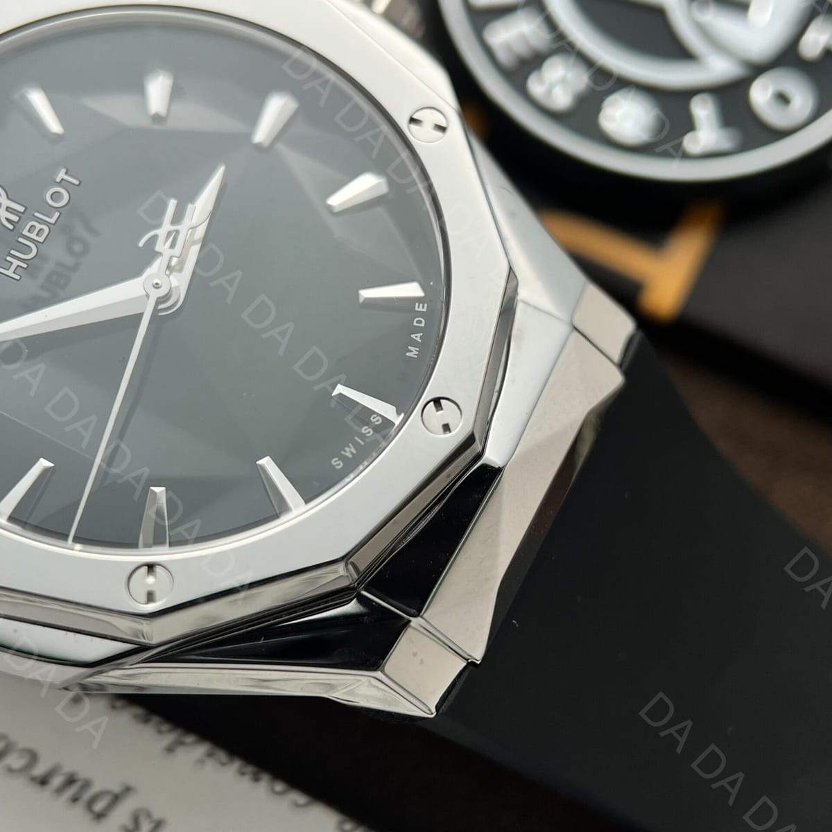 위블로 클래식퓨전 올린스키 티타늄 블랙다이얼 러버밴드 40mm 6