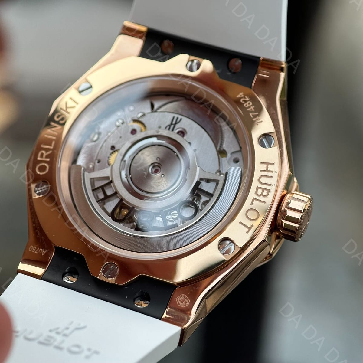위블로 클래식퓨전 올린스키 킹골드 화이트다이얼 러버밴드 40mm 6