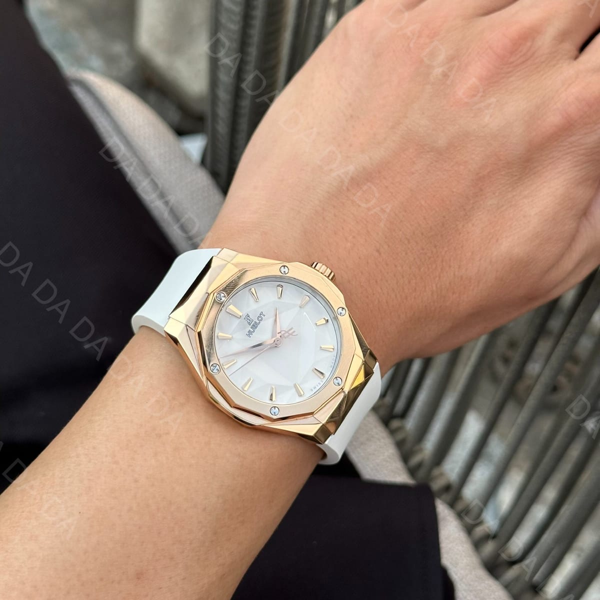위블로 클래식퓨전 올린스키 킹골드 화이트다이얼 러버밴드 40mm 7