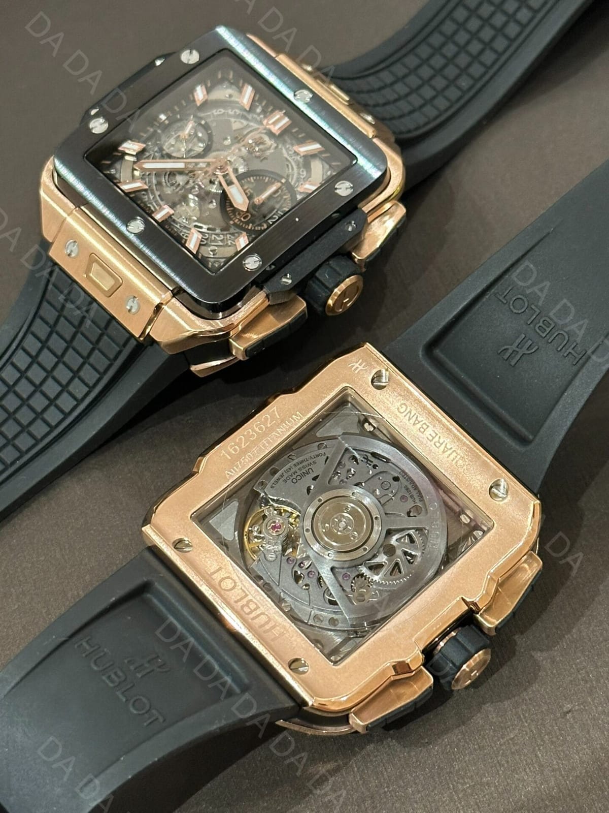 위블로 스퀘어 뱅 유니코 금통 블랙베젤 러버밴드 42mm 7