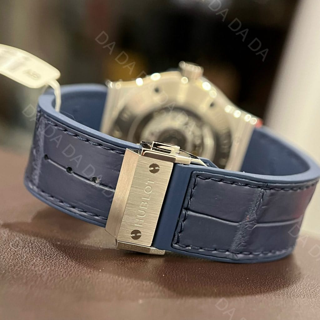 위블로 클래식퓨전 풀다이아셋팅 블루 가죽밴드 42mm 9