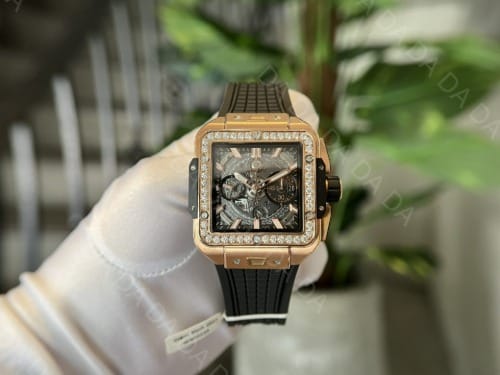 위블로 스퀘어 뱅 유니코 킹골드 다이아베젤 러버밴드 42mm