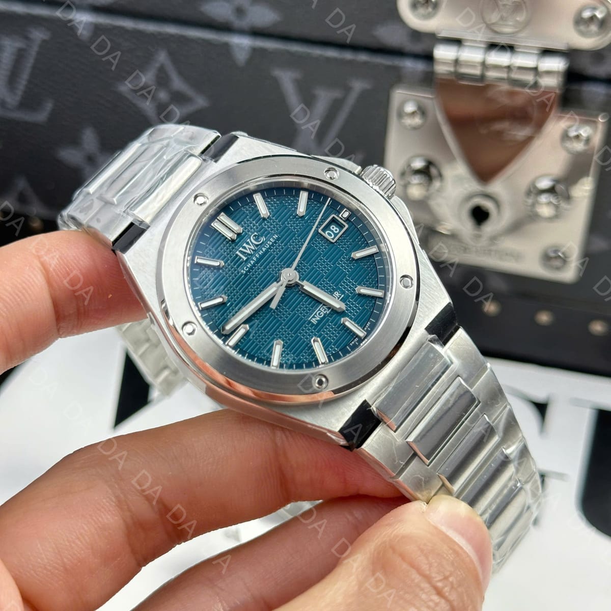 IWC 인제니어 스틸 민트블루 40mm 3