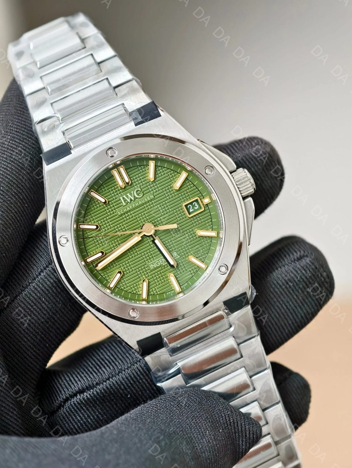 IWC 인제니어 스틸 그린 40mm 3