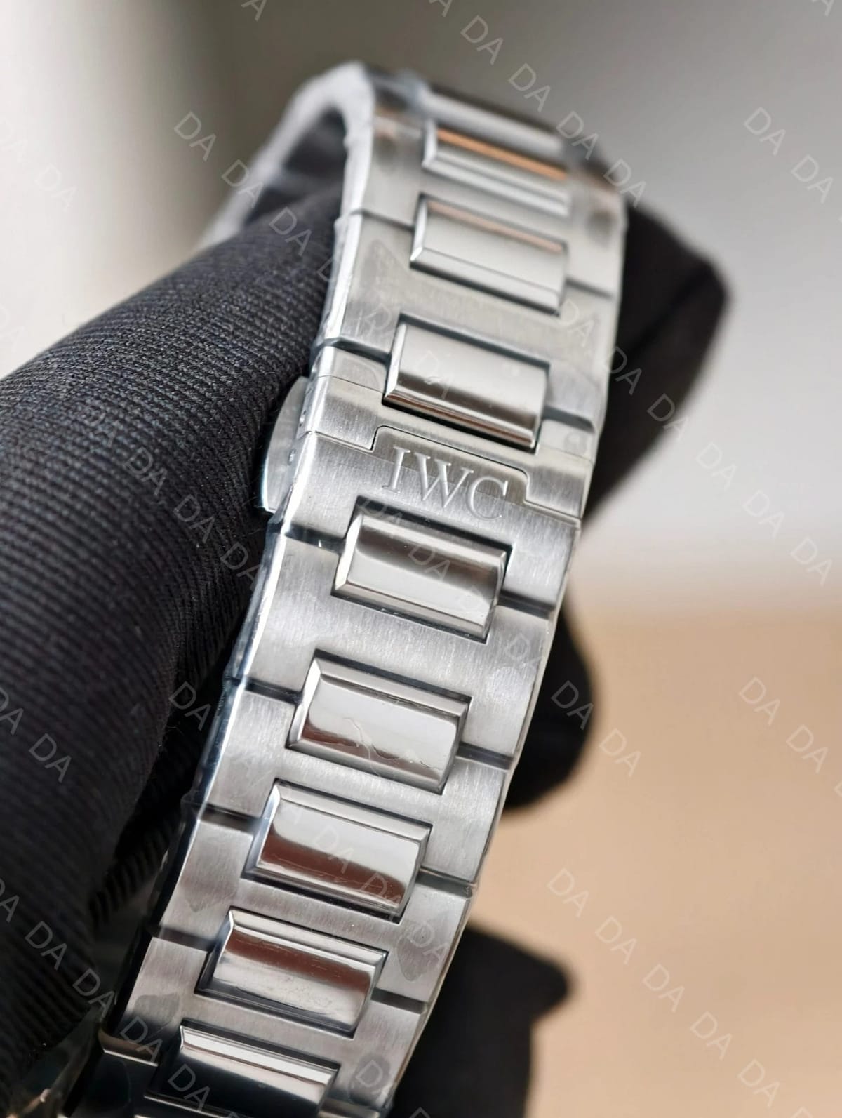 IWC 인제니어 스틸 그린 40mm 8