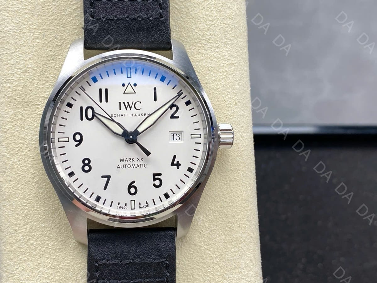 IWC 파일럿 마크 XX 스틸 흰판 40mm 3