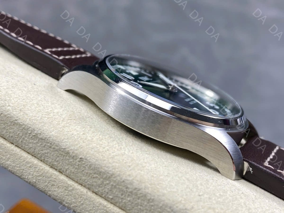IWC 파일럿 마크 XX 스틸 그린 40mm 7