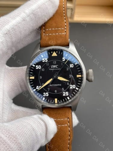 IWC 샤프하우젠 빅 파일럿 스핏파이어 검판 43mm