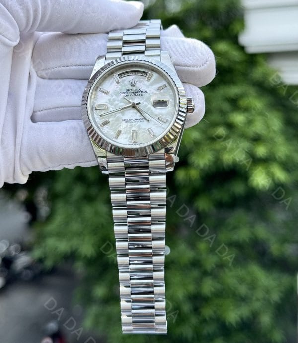 롤렉스 데이데이트 화이트골드 자개판 바게트다이아 40mm 3