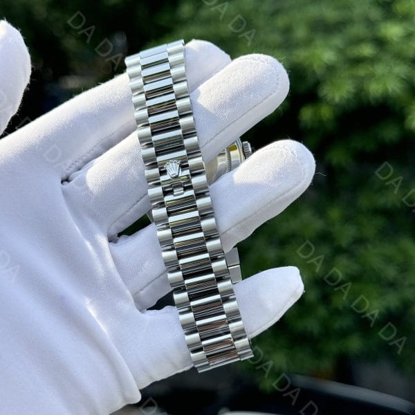 롤렉스 데이데이트 화이트골드 자개판 바게트다이아 40mm 6