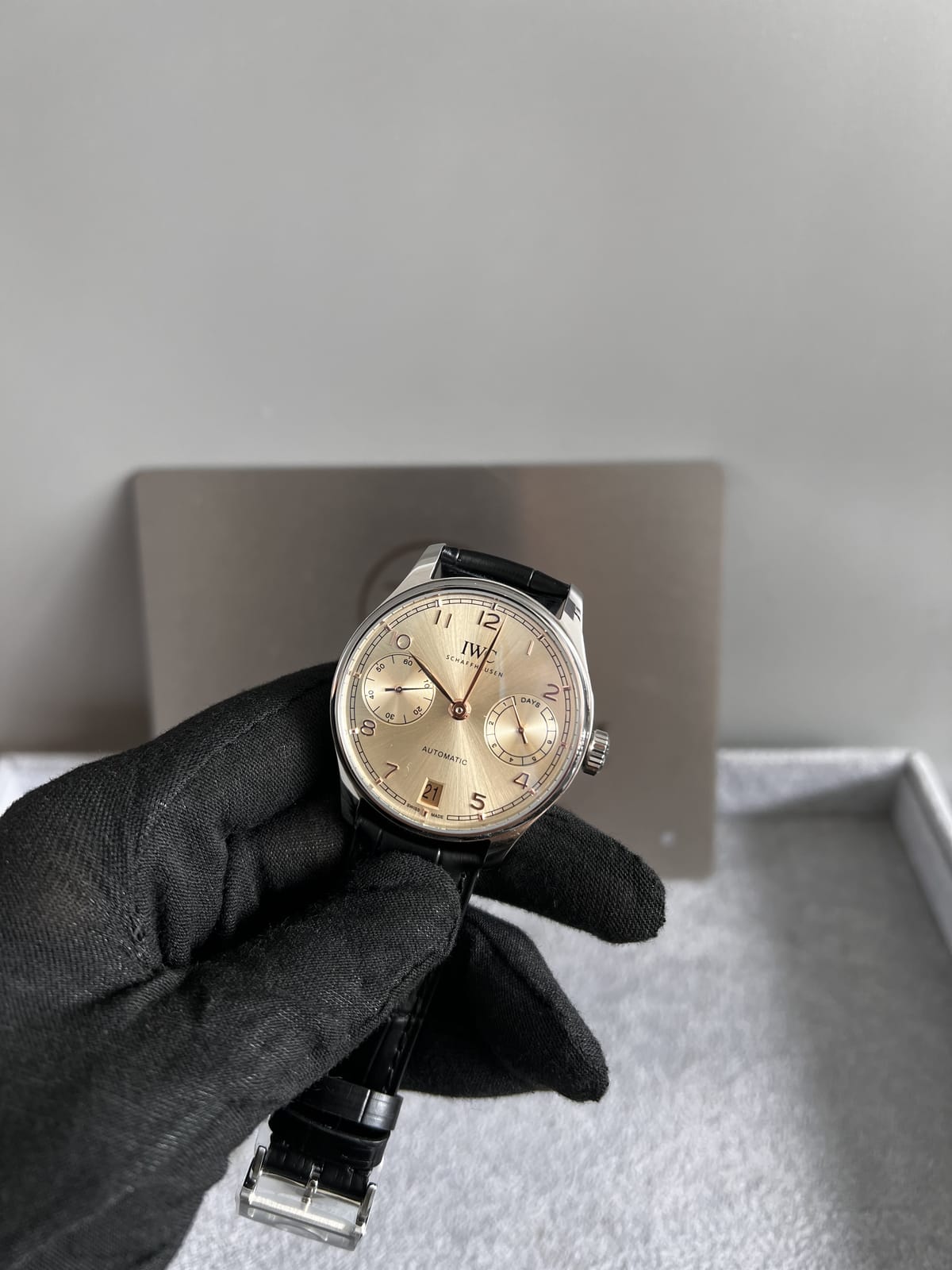 IWC 포르투기저 선더스트다이얼 오토메틱 42mm 12