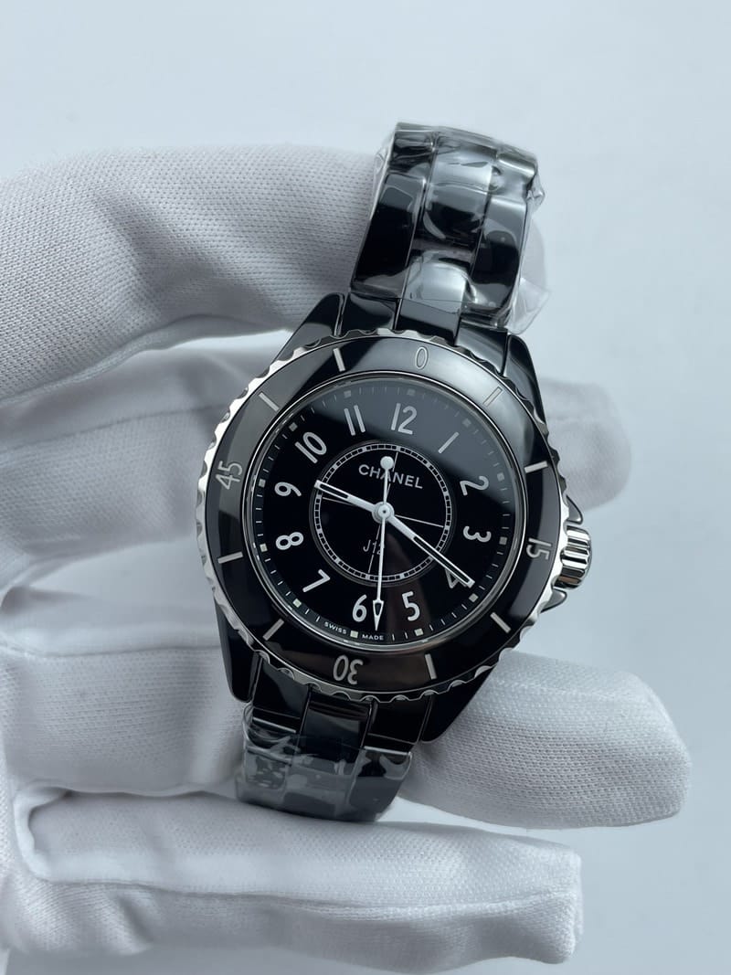 샤넬 J12 블랙 세라믹 33mm 쿼츠 3