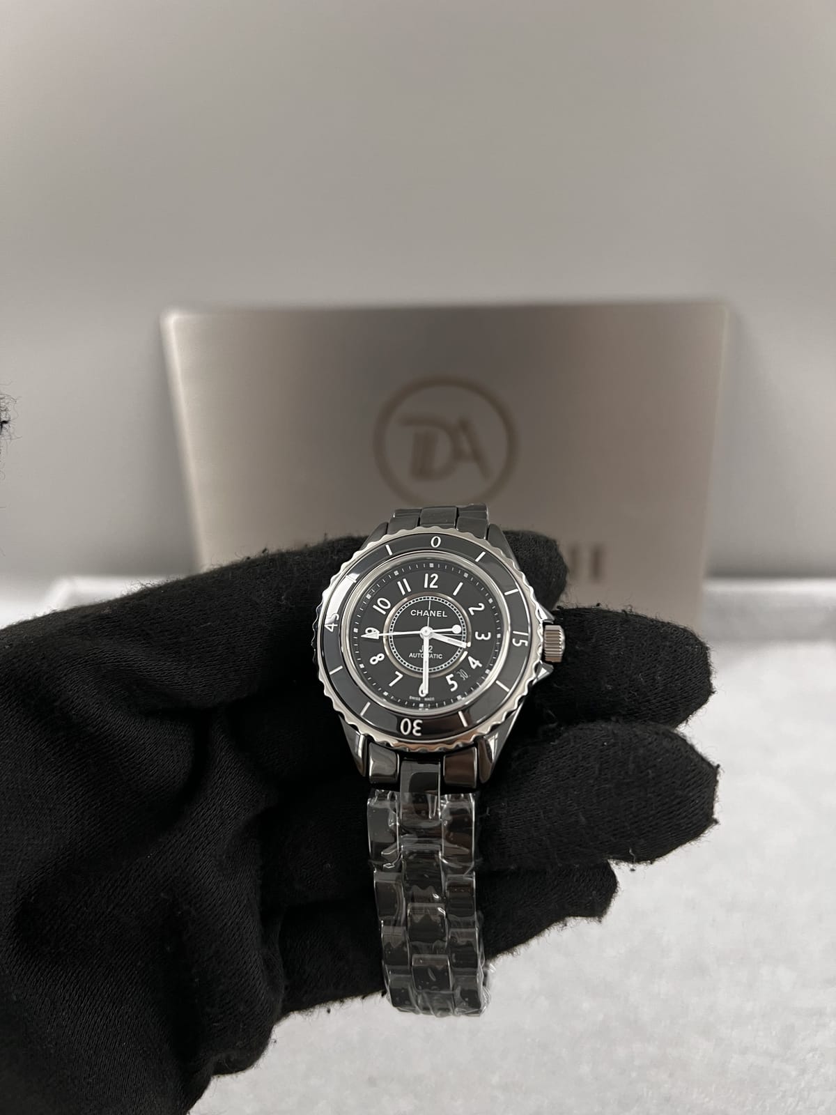 샤넬 J12 블랙세라믹 오토메틱 33mm 7