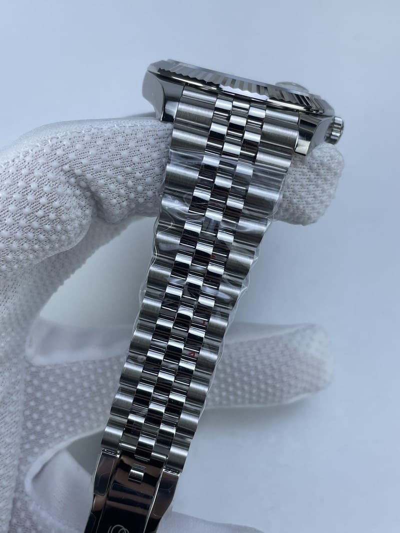 롤렉스 데이저스트 흰판 로만 다이얼 41mm 4
