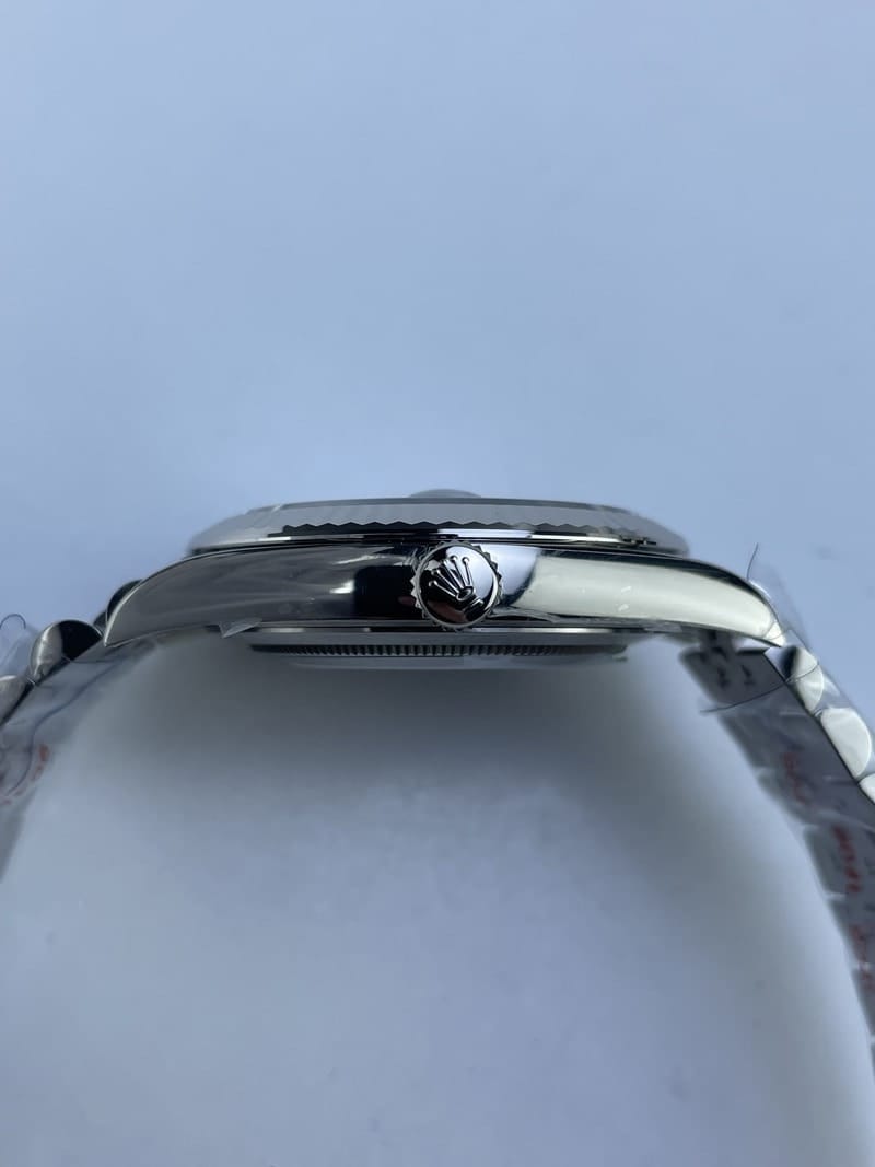 롤렉스 데이저스트 흰판 로만 다이얼 41mm 6