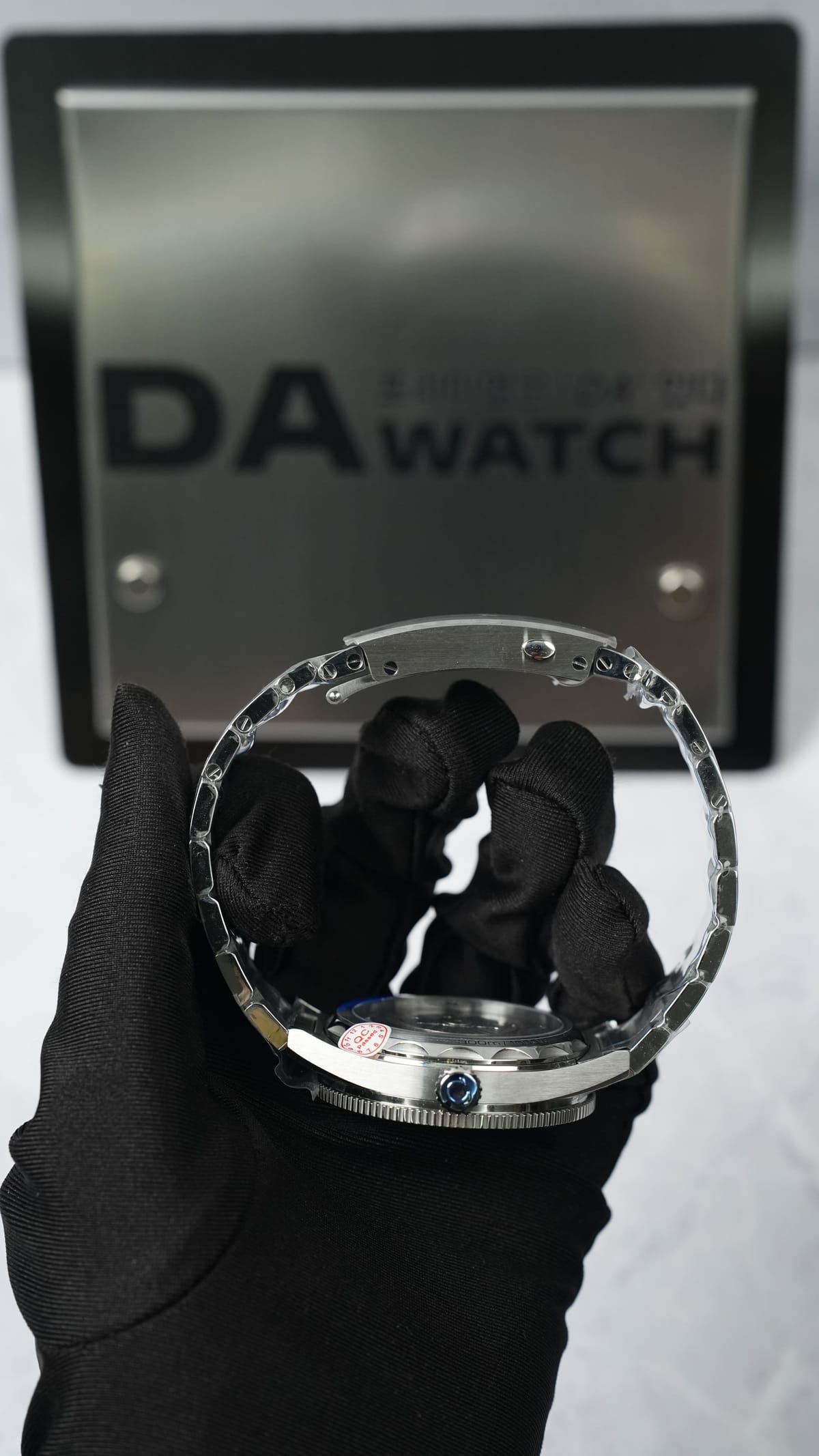 오메가 씨마스터 300 헤리티지 블랙 41mm 12