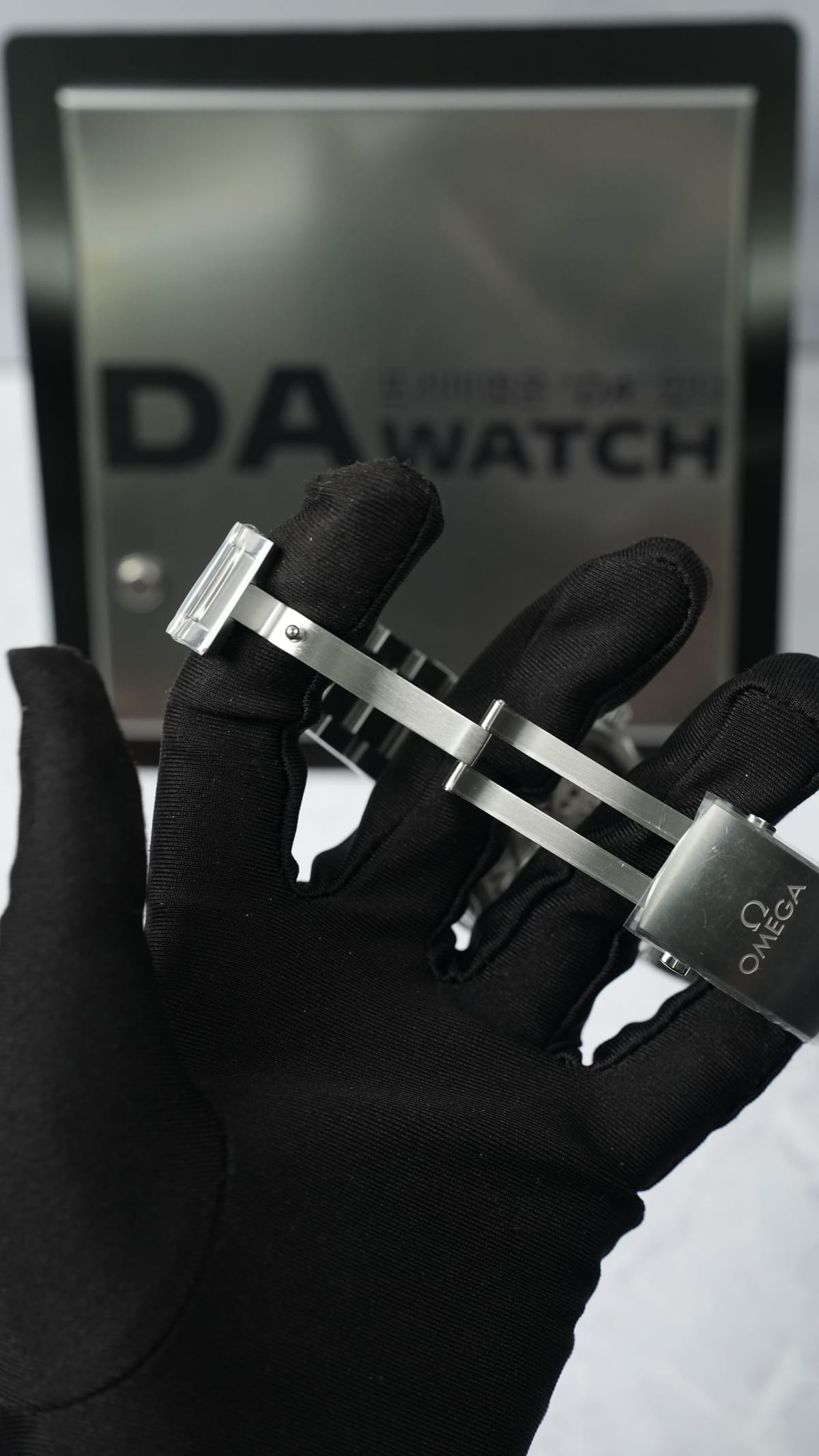 오메가 씨마스터 300 헤리티지 블랙 41mm 13