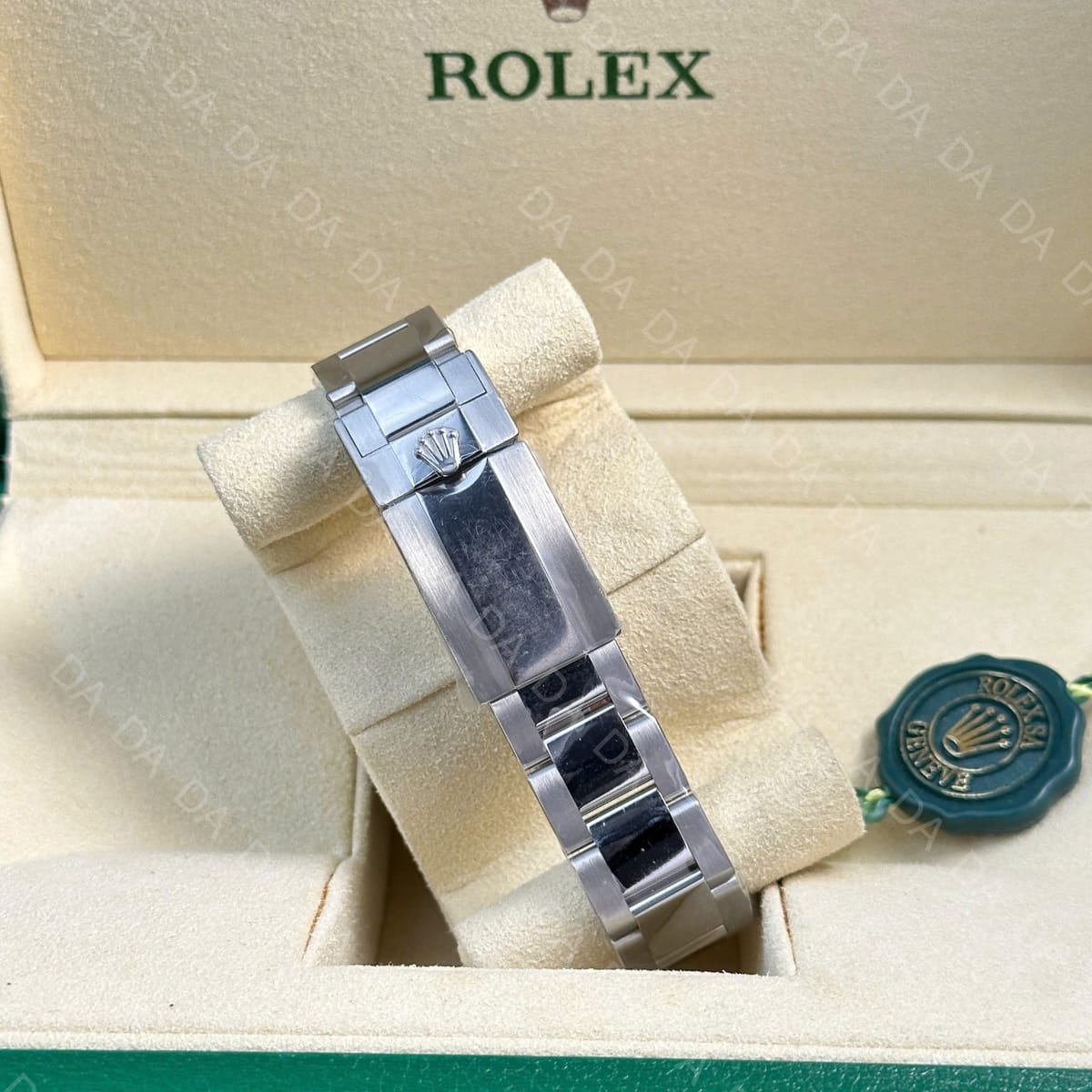 롤렉스 데이토나 화이트골드 레인보우 다이아 8P 검판 40mm 12