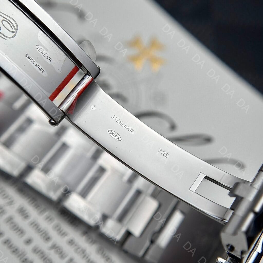 롤렉스 씨드웰러 검판 43mm 8