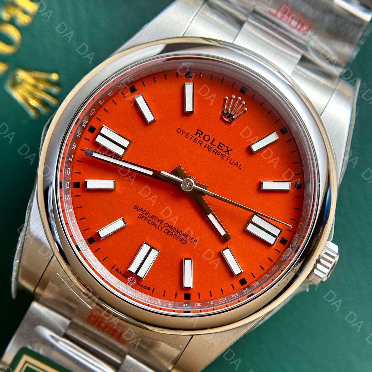 롤렉스 오이스터 퍼페츄얼 레드 41mm 4