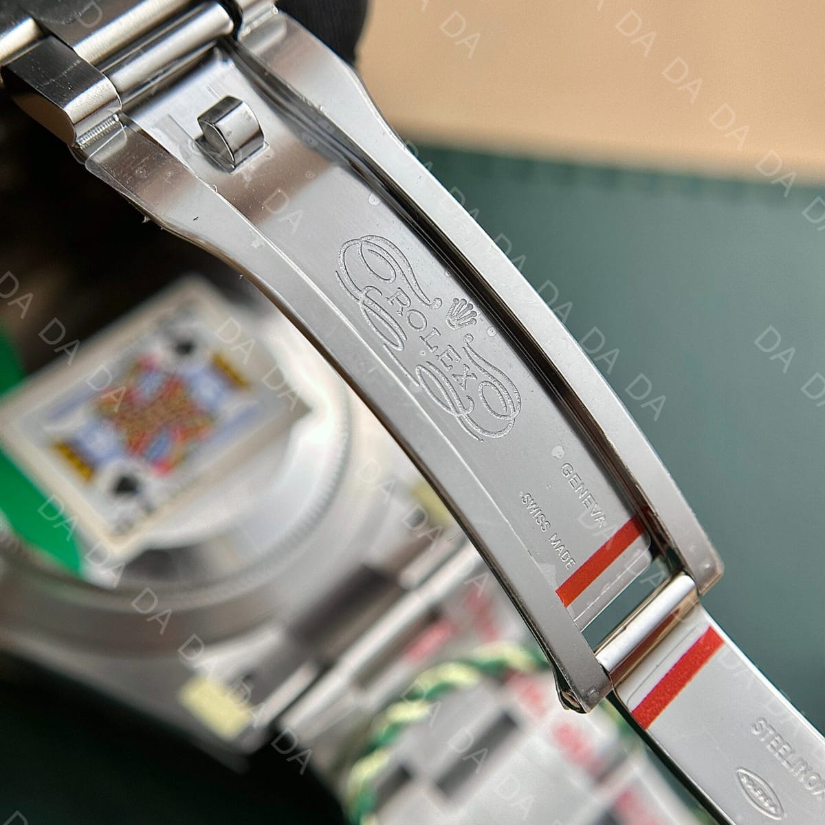 롤렉스 오이스터 퍼페츄얼 레드 41mm 9
