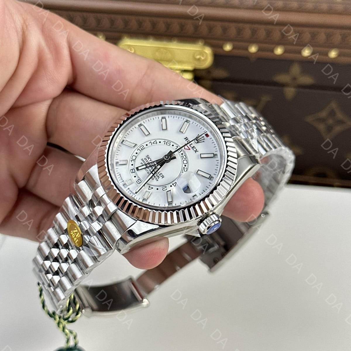 롤렉스 스카이드웰러 스틸 흰판 42mm 5