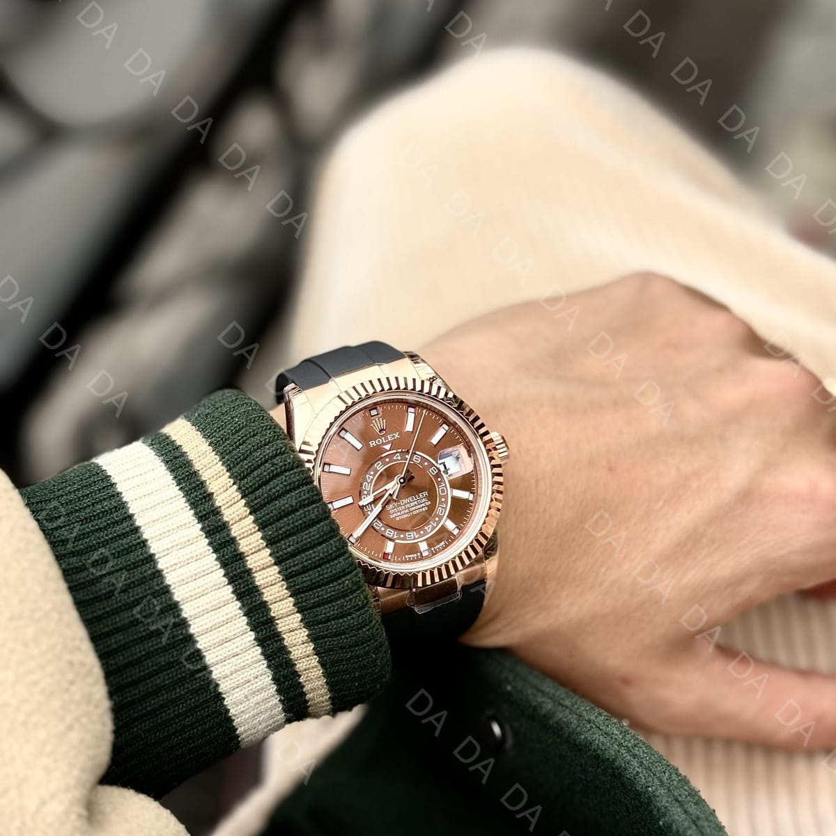 롤렉스 스카이드웰러 로즈골드 금통 초코판 러버밴드 42mm 9