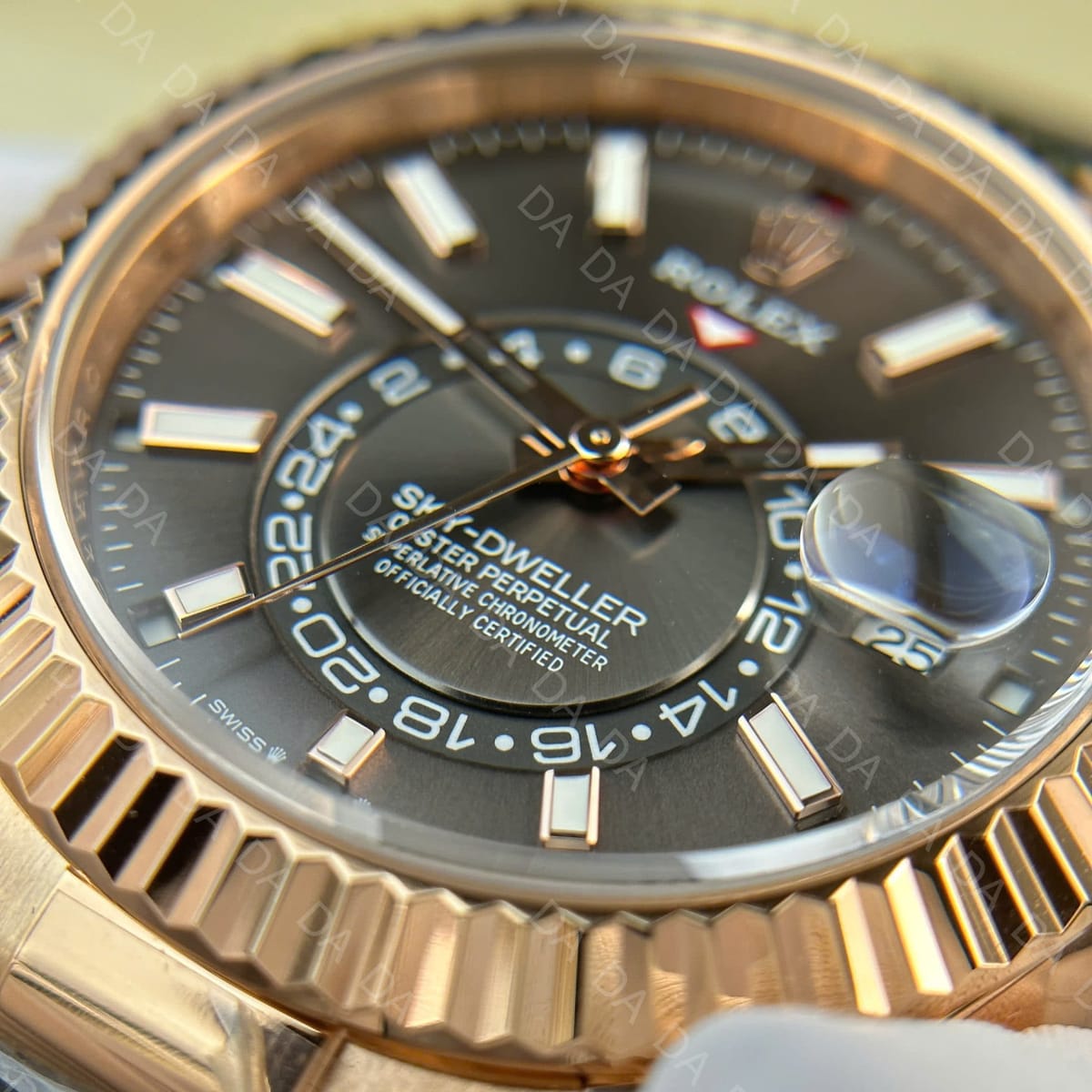 롤렉스 스카이드웰러 로즈골드 금통 그레이판 러버밴드 42mm 10