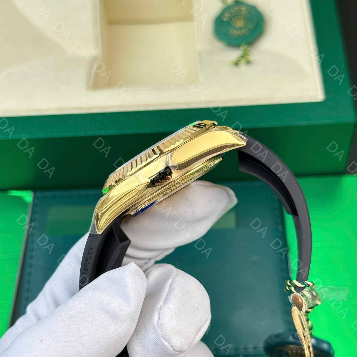 롤렉스 스카이드웰러 옐로우골드 금통 샴페인다이얼 러버밴드 42mm 11