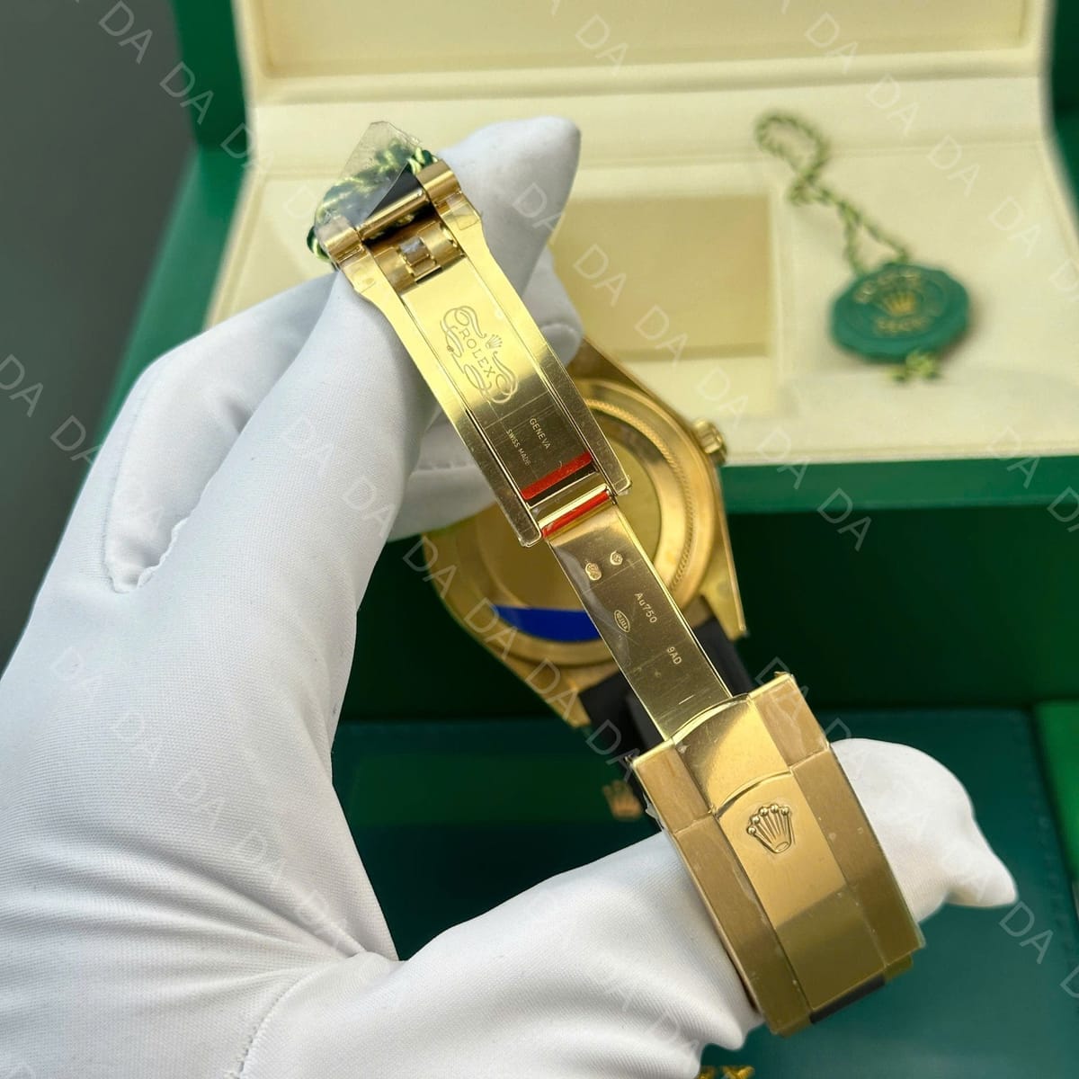 롤렉스 스카이드웰러 옐로우골드 금통 샴페인다이얼 러버밴드 42mm 14