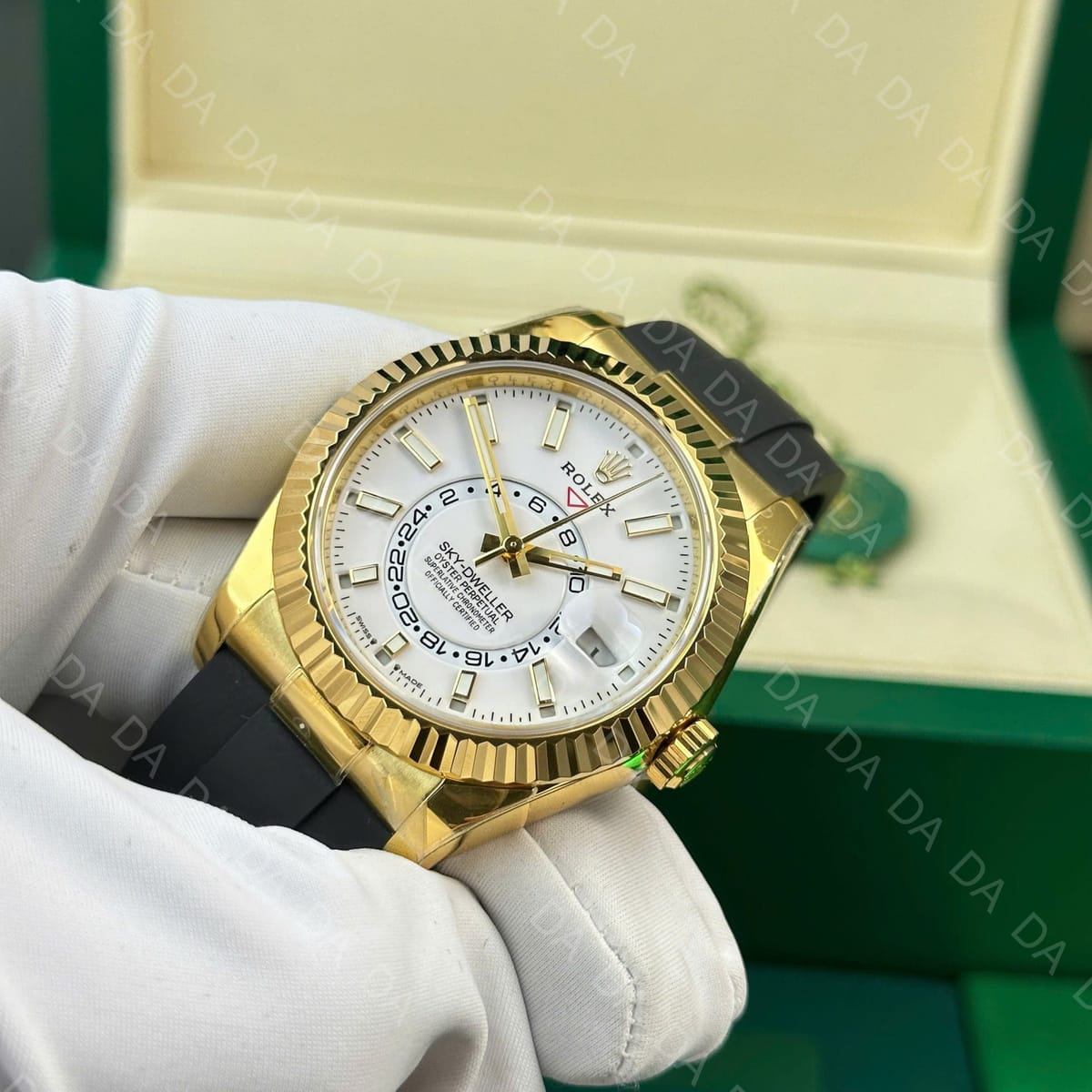 롤렉스 스카이드웰러 옐로우골드 금통 흰판 러버밴드 42mm 6