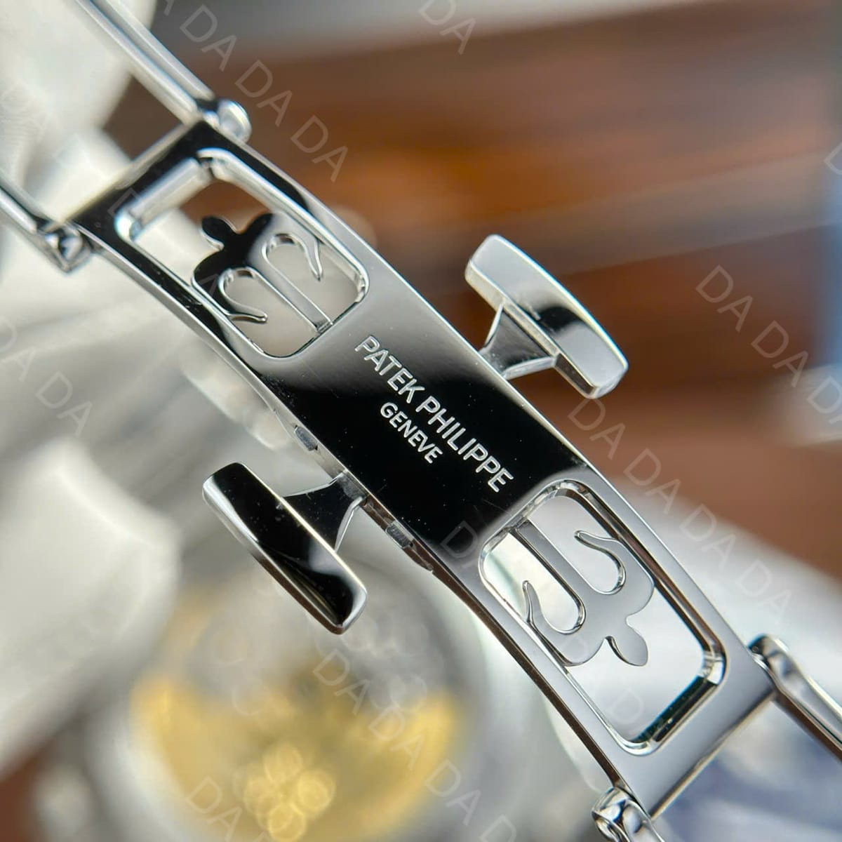 파텍필립 노틸러스 5811 화이트골드 41mm 3