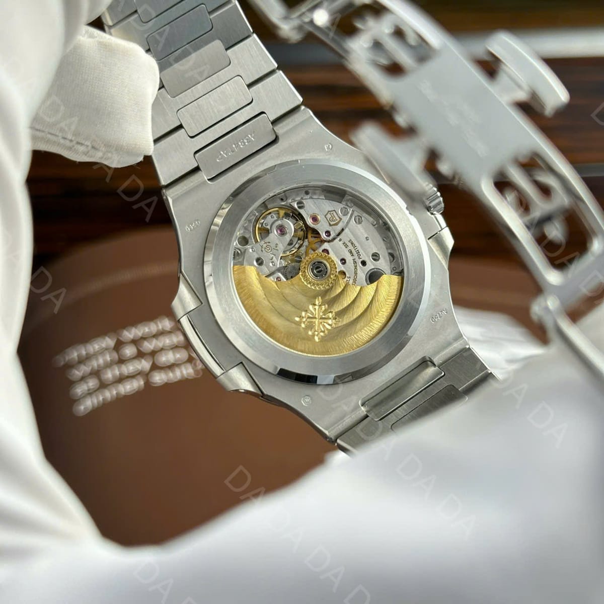 파텍필립 노틸러스 5811 화이트골드 41mm 5
