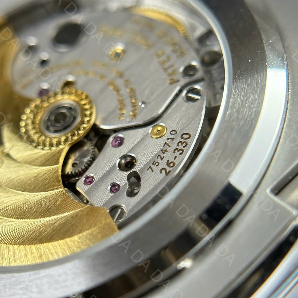 파텍필립 노틸러스 5811 화이트골드 41mm 16