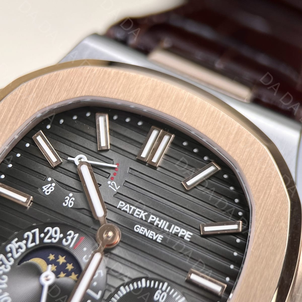 파텍필립 노틸러스 5712 콤비 그레이다이얼 가죽밴드 40mm 5
