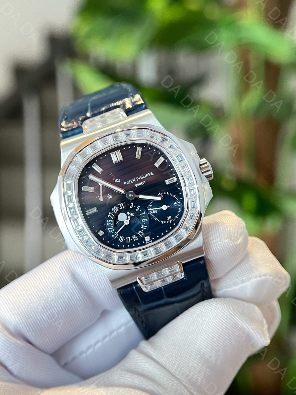 파텍필립 노틸러스 5724 화이트골드 청판 가죽밴드 40mm 3