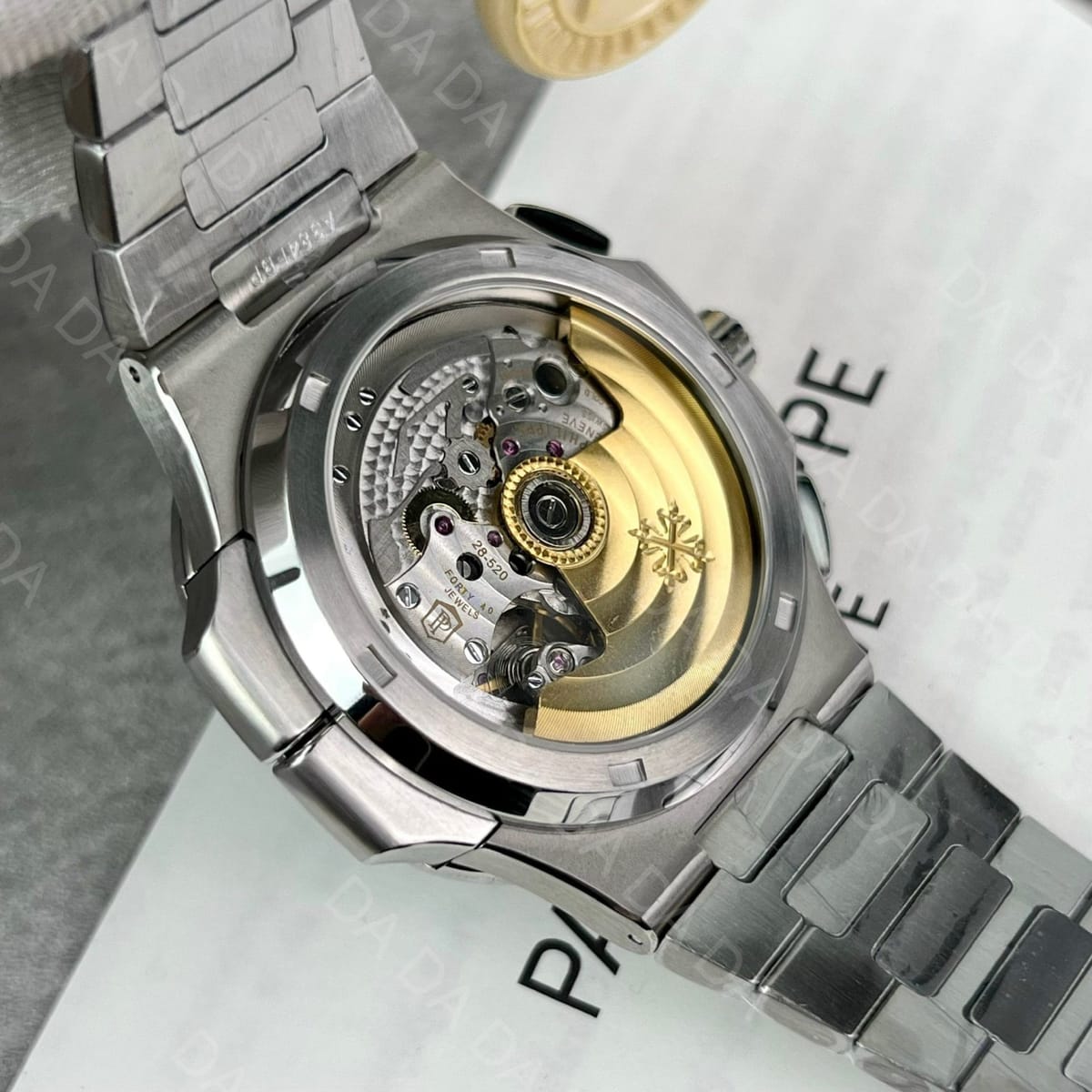 파텍필립 노틸러스 5990 화이트골드 청판 40.5mm 9