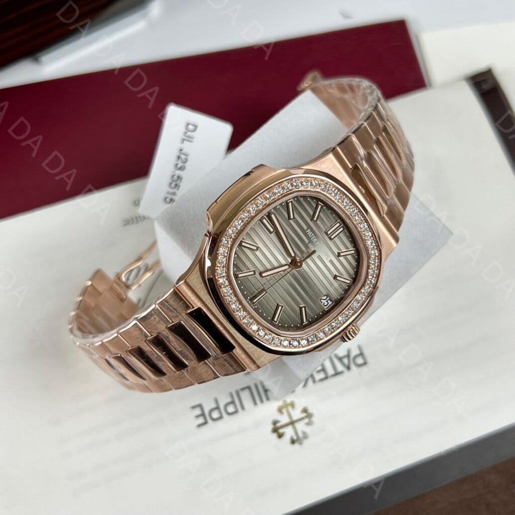 파텍필립 노틸러스 5711 금통 그레이다이얼 다이아베젤 40mm 3