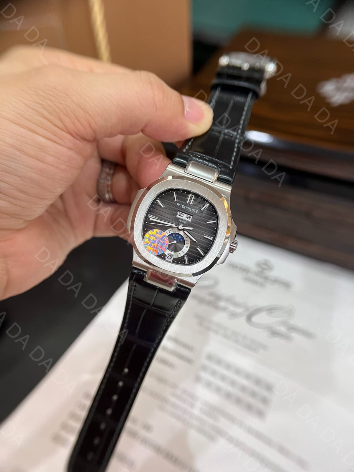 파텍필립 노틸러스 5726 화이트골드 그레이다이얼 가죽밴드 40.5mm 5