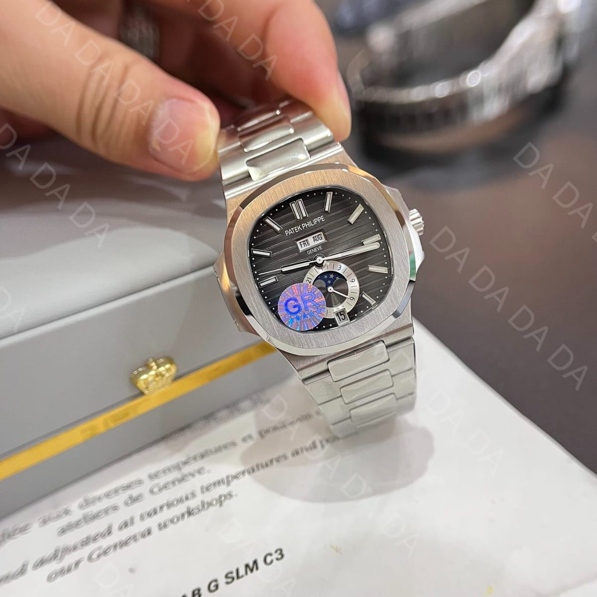 파텍필립 노틸러스 5726 화이트골드 그레이다이얼 40.5mm 3