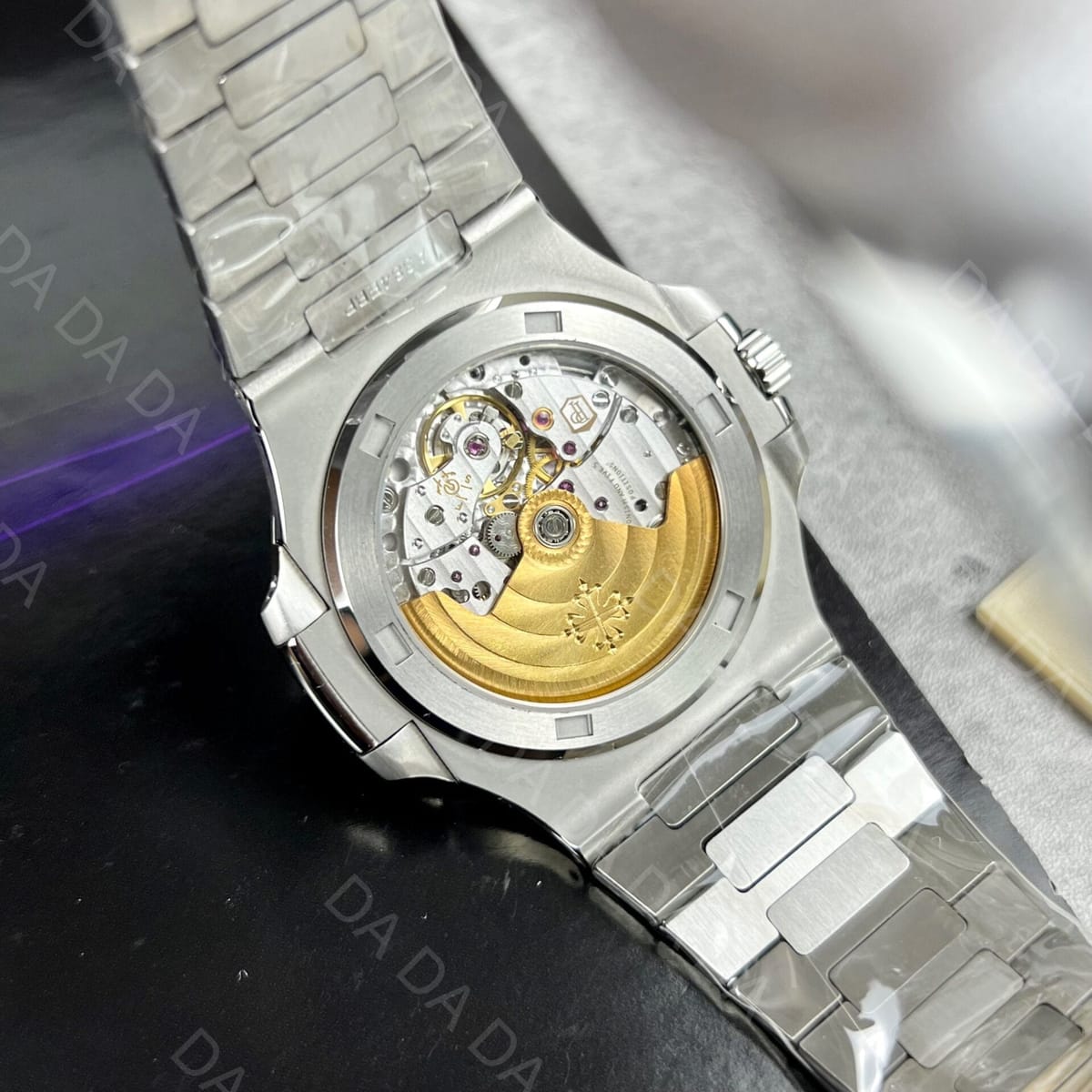 파텍필립 노틸러스 5723 화이트골드 흰판 40.5mm 9