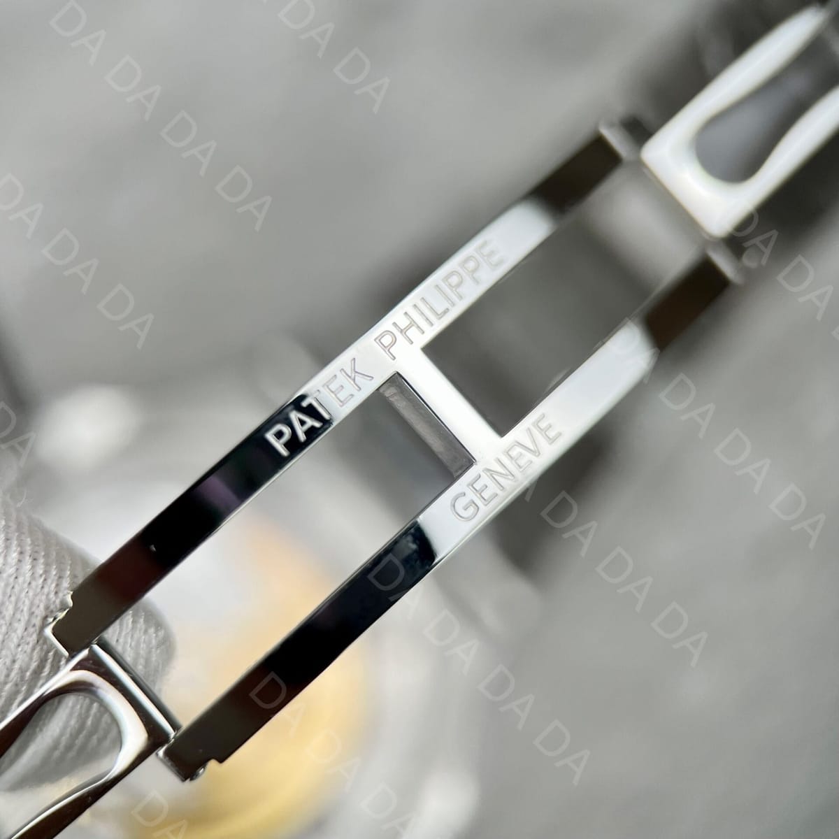 파텍필립 노틸러스 5723 화이트골드 흰판 40.5mm 10