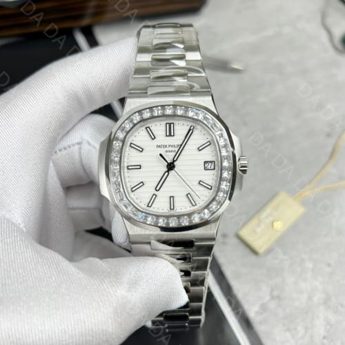파텍필립 노틸러스 5723 화이트골드 흰판 40.5mm