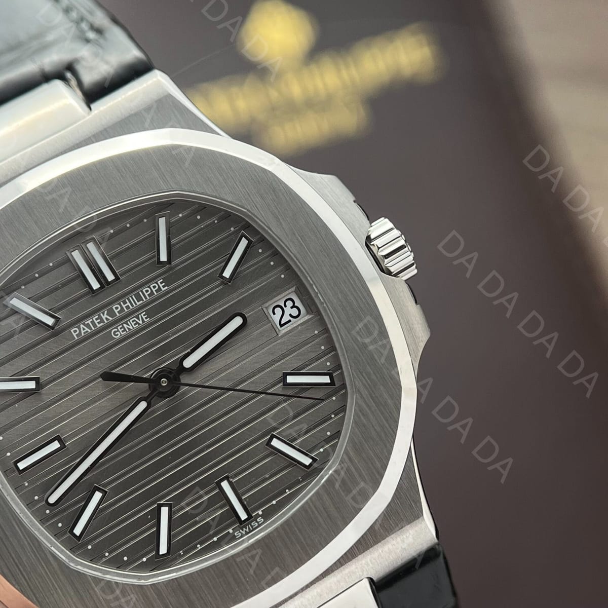 파텍필립 노틸러스 5711 그레이다이얼 가죽밴드 40mm 5