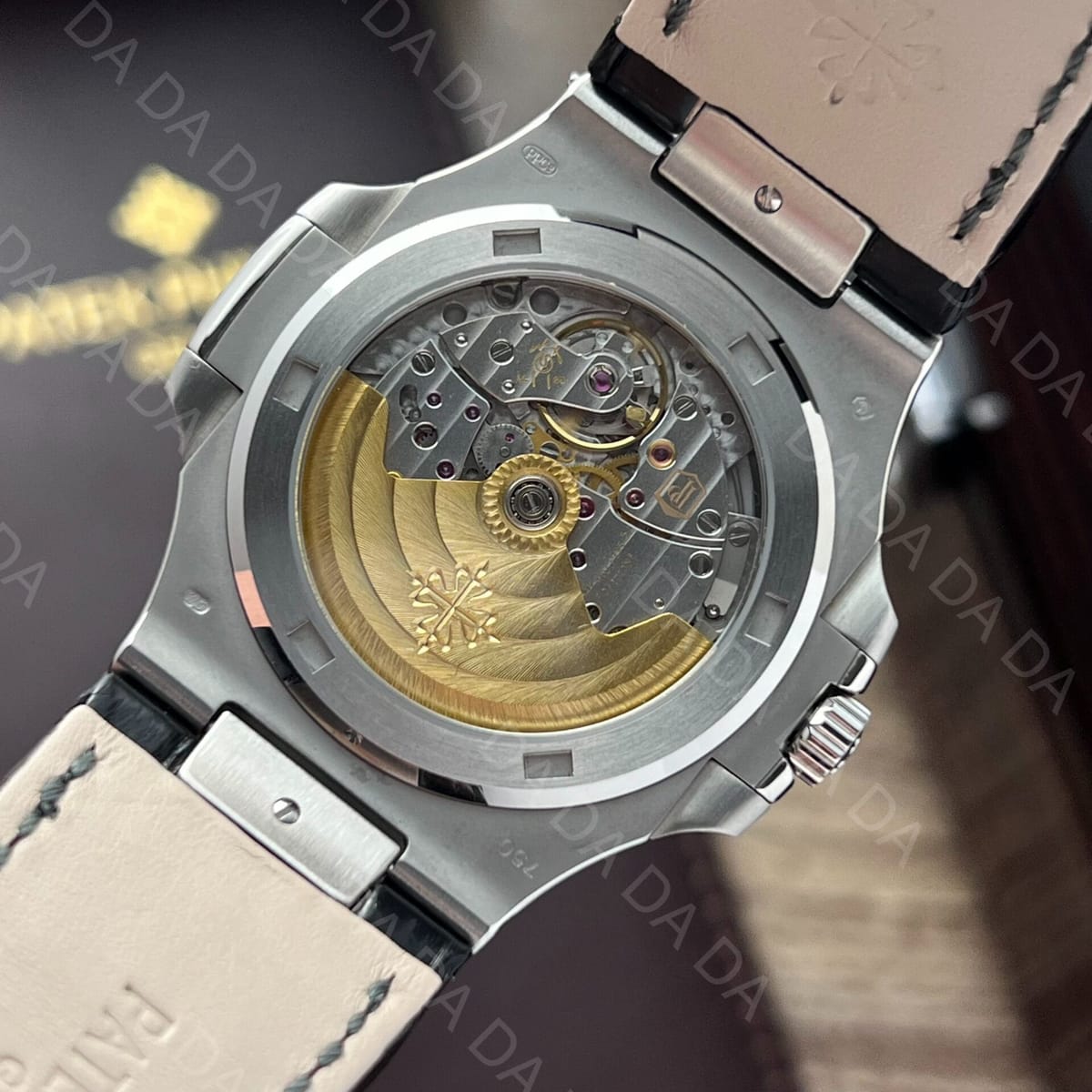 파텍필립 노틸러스 5711 그레이다이얼 가죽밴드 40mm 7