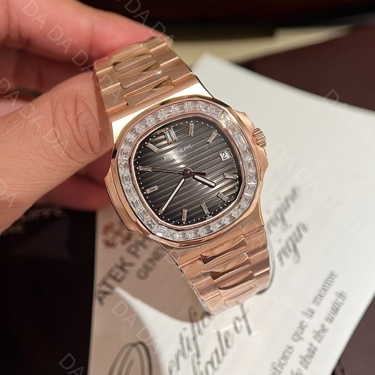 파텍필립 노틸러스 5723 금통 그레이다이얼 다이아베젤 40mm 3