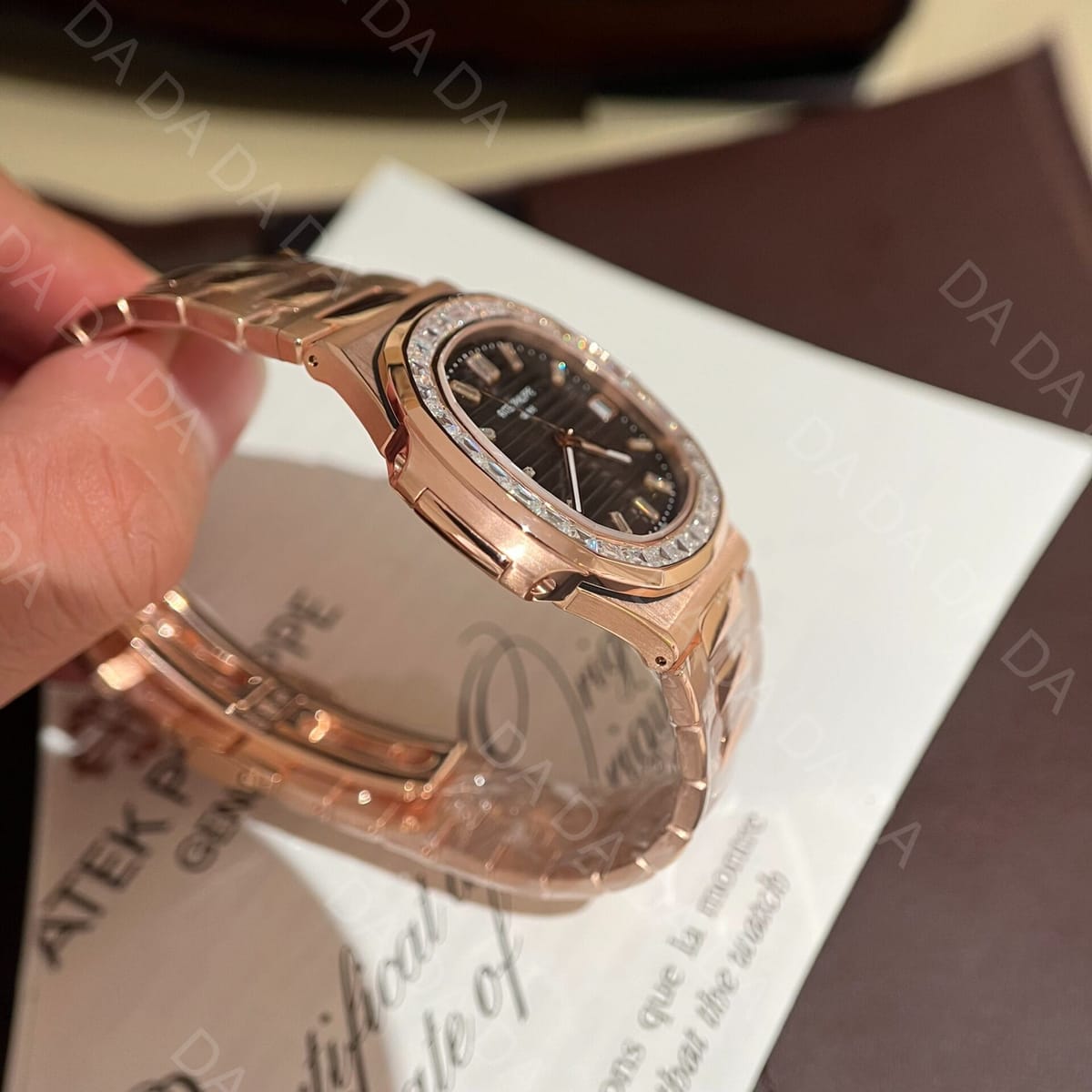 파텍필립 노틸러스 5723 금통 그레이다이얼 다이아베젤 40mm 4