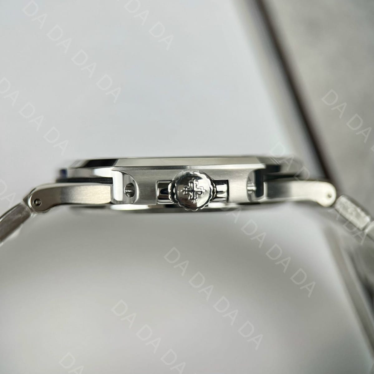 파텍필립 노틸러스 5723 그린 다이얼 다이아베젤 40mm 5