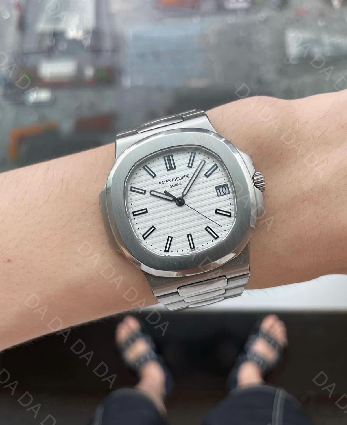 파텍필립 노틸러스 5711 화이트다이얼 40mm 9