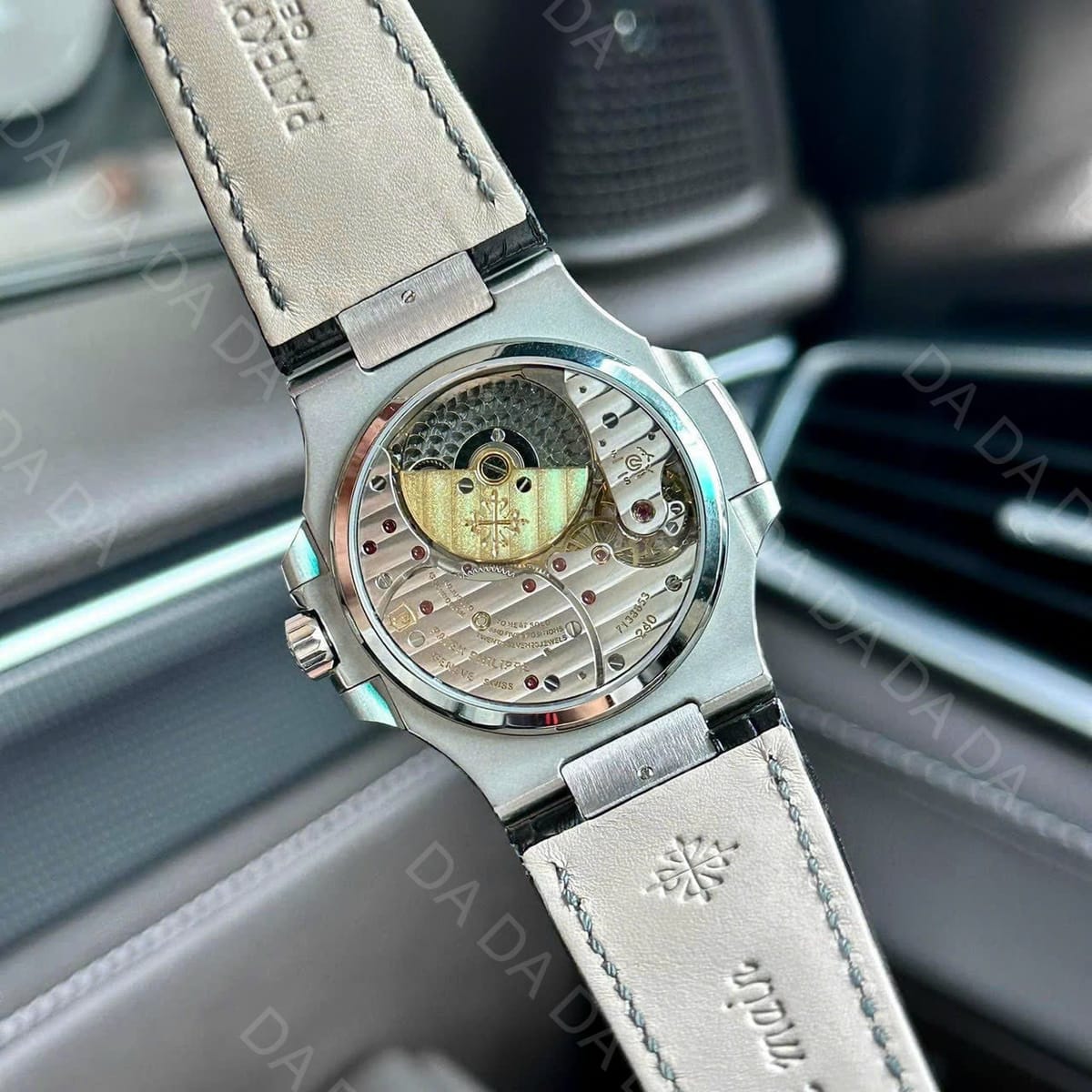 파텍필립 노틸러스 5724 화이트골드 그레이다이얼 가죽밴드 40mm 6